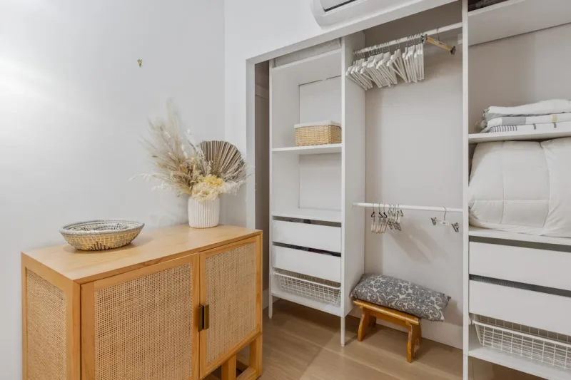 Aesthetic Closet Storage: Budget Weekend Makeover Guide