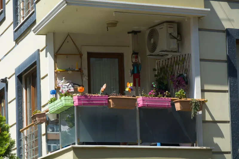 Balcony Layout Ideas That Feel Like Outdoor Rooms