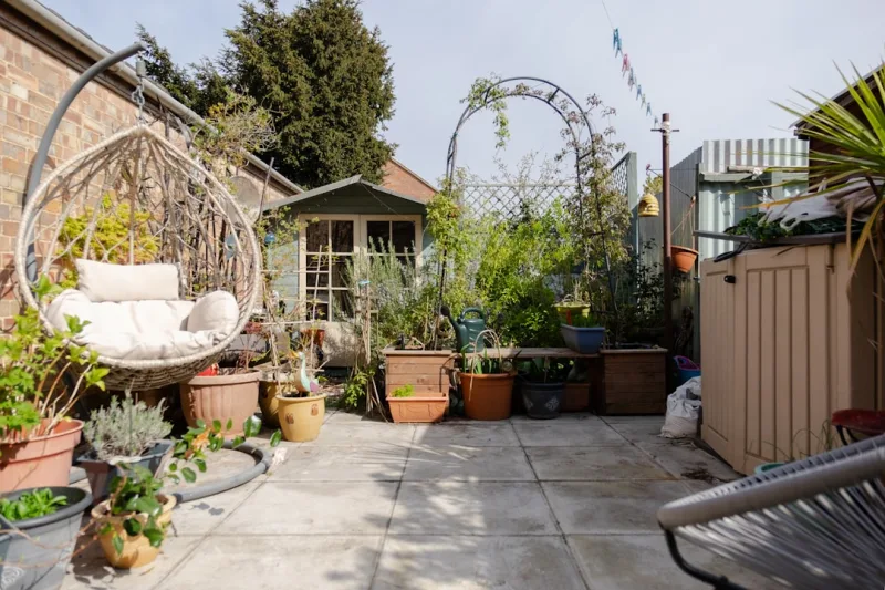 Renter-Friendly Patio Storage That Looks Designer