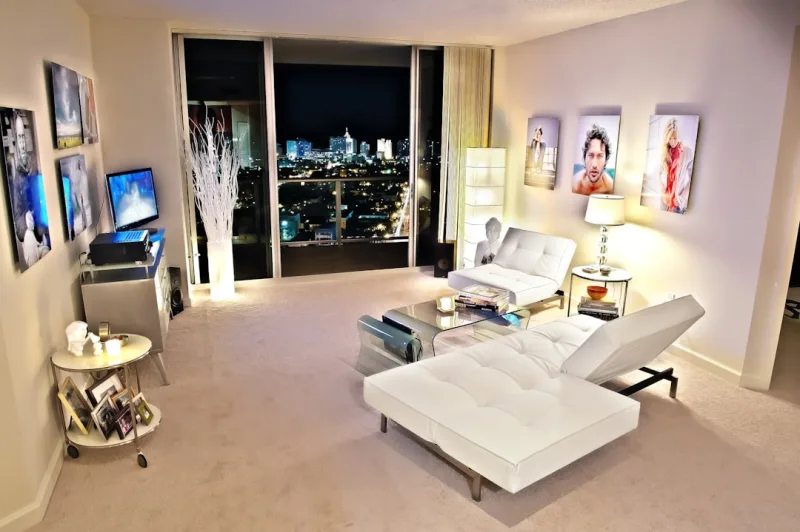 Small Apartment Decorating Tips That Look High-End