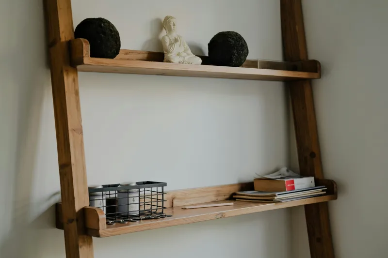 Cheap DIY Floating Shelves for Bedrooms Under $50