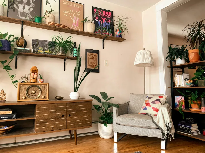 DIY Floating Shelves Living Room Ideas
