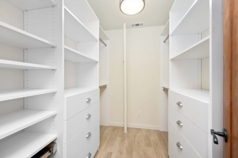Farmhouse Closet Makeover: Weekend DIY Under $200