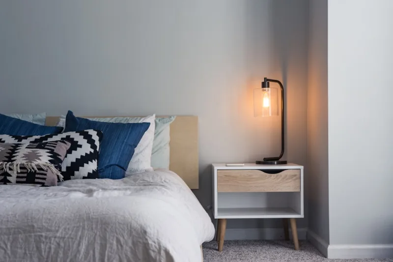 Luxury Renter's Bedroom Ideas That Won't Risk Your Deposit