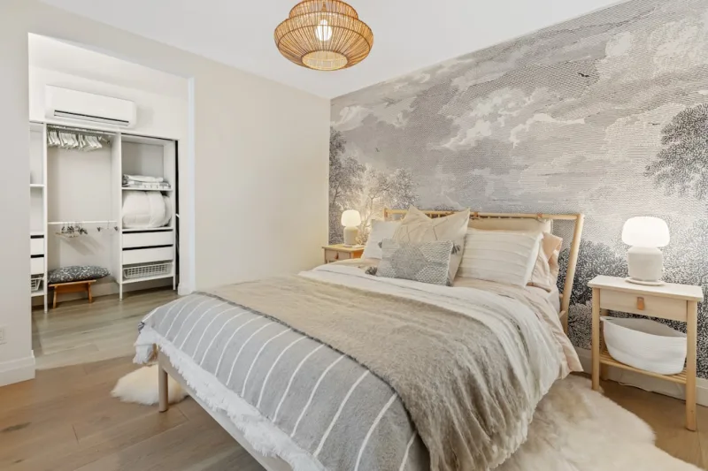Minimalist Bedroom Makeover: Declutter for Better Sleep